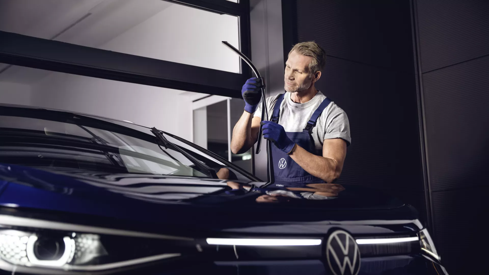 Windscreen Wiper Service